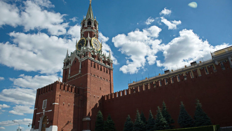 Kremlin: Rusia, interesată de negocieri, dar nu renunță la atacuri