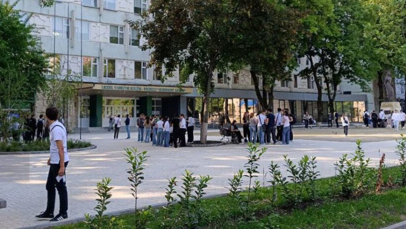 Mai au o șansă: Cei ce au picat BAC-ul se pot înscrie la o nouă sesiune