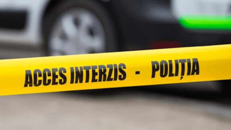 Tragedie la Criuleni: Un tânăr a fost găsit strangulat pe terasa casei