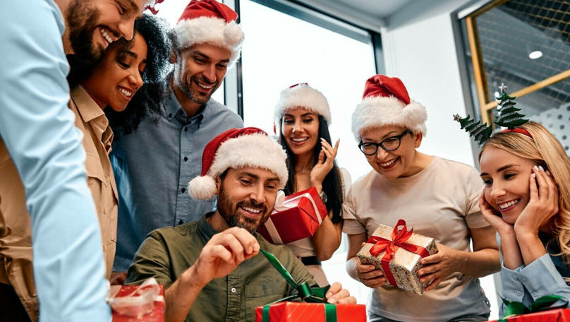 Ce cadouri de Crăciun să faci de Secret Santa, în funcție de zodie