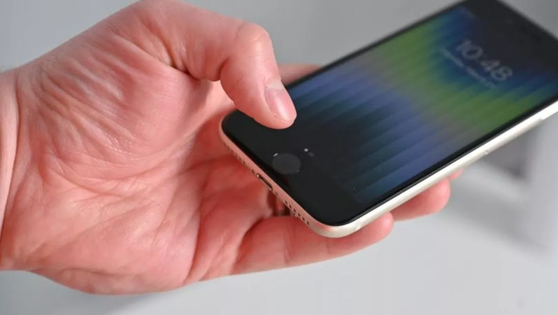 Decizia șocantă a gigantului Apple: Ce se întâmplă cu o generație iPhone