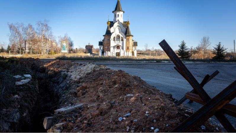Rușii susțin că au spart frontul în Donbas și au cucerit Soledar