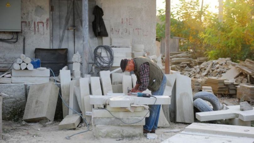 Regele pietrei de Cosăuți: Moștenirea lăsată de sculptorul Ion Lozan