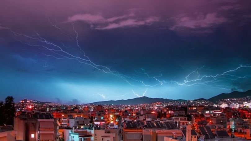 Furtună ucigașă în Grecia. Bilanț nou: 7 morţi şi 100 de răniţi