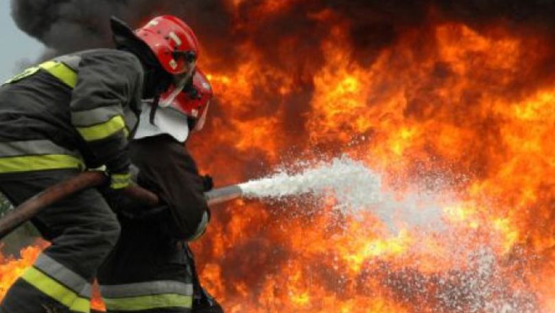 Incendiu pe o stradă din sectorul Ciocana al Capitalei