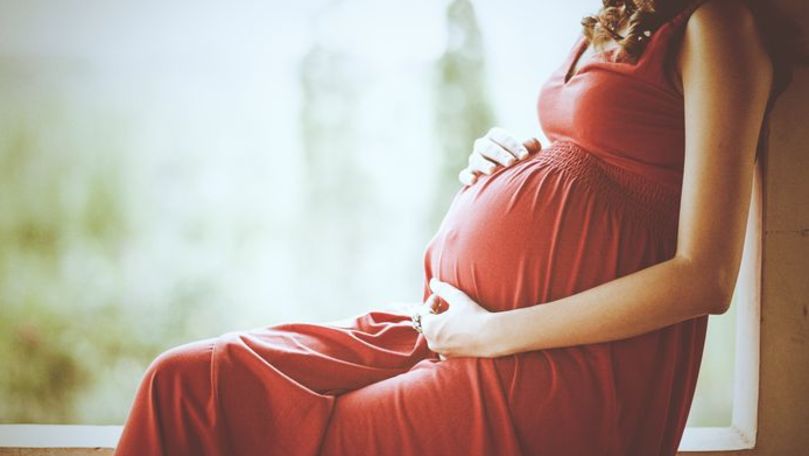 O femeie a rămas gravidă de două ori timp de 3 săptămâni