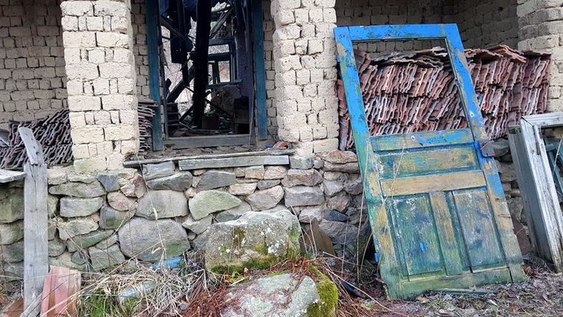 Problema lăsată în sate de moldovenii plecați peste hotare