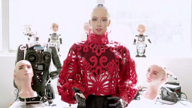 Robotul humanoid Sophia ar putea vizita Republica Moldova