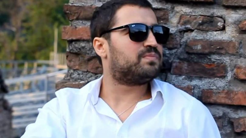 Încă un manelist cunoscut a fost bătut, la o săptămână după Florin Salam