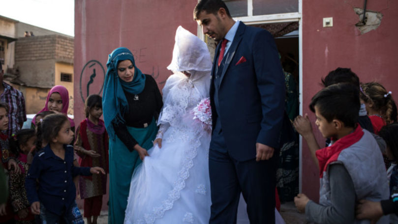 O mireasă ISIS povestește cum s-a desfășurat noaptea nunții