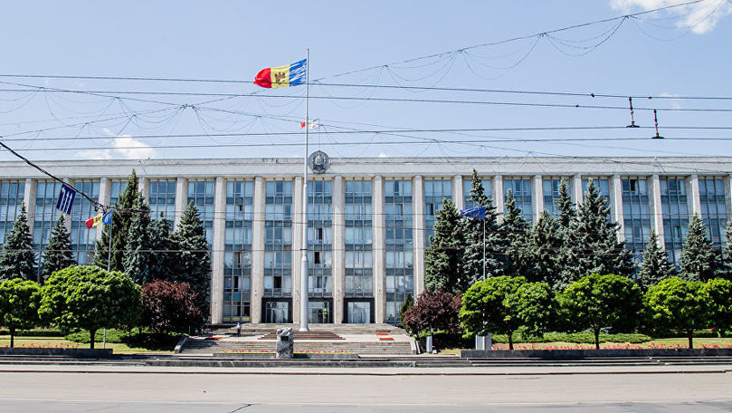 В День независимости министры проведут с гражданами открытый диалог.