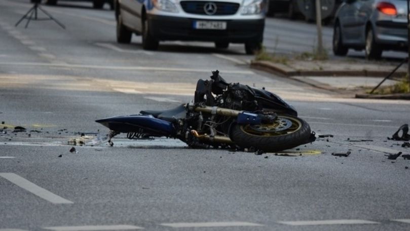 Un preot român a lovit mortal un motociclist. Reacția Episcopiei