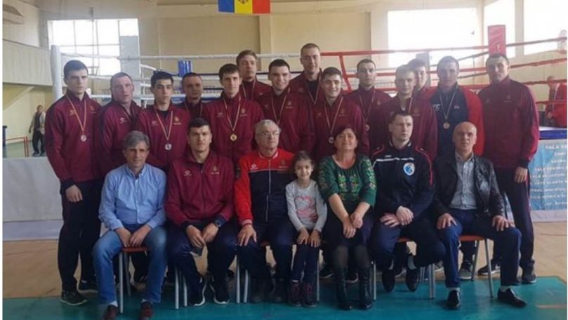 Boxerii din Grimăncăuți au dominat clar la campionatul național