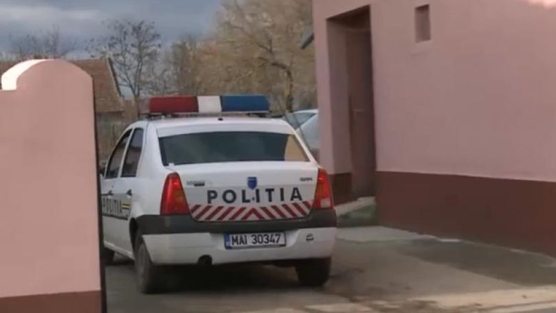 Ceartă între două femei: Un poliţist în spital și un bărbat după gratii