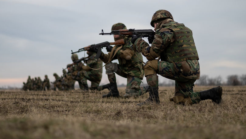 Mai mulți soldați moldoveni participă la un exercițiu militar în România