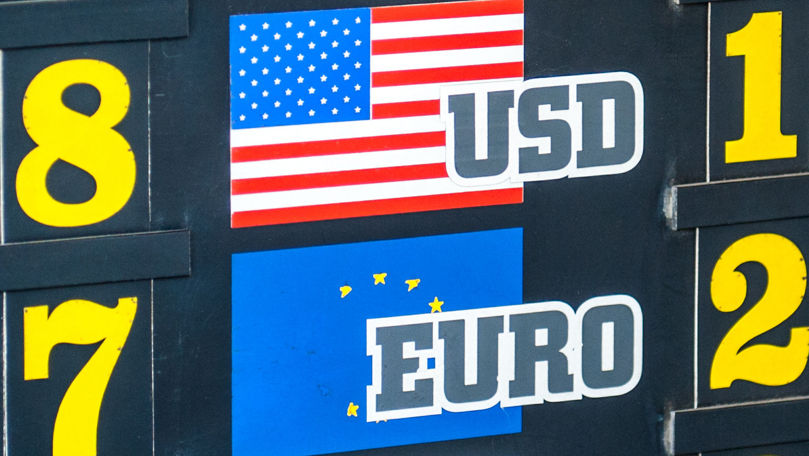 Curs valutar 12 mai 2022: Cât valorează un euro și un dolar