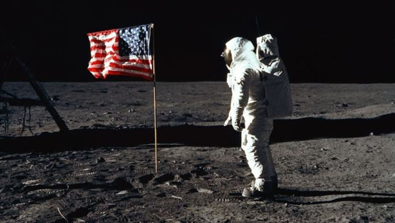 10 ani de la moartea lui Neil Armstrong, primul om care a păşit pe Lună