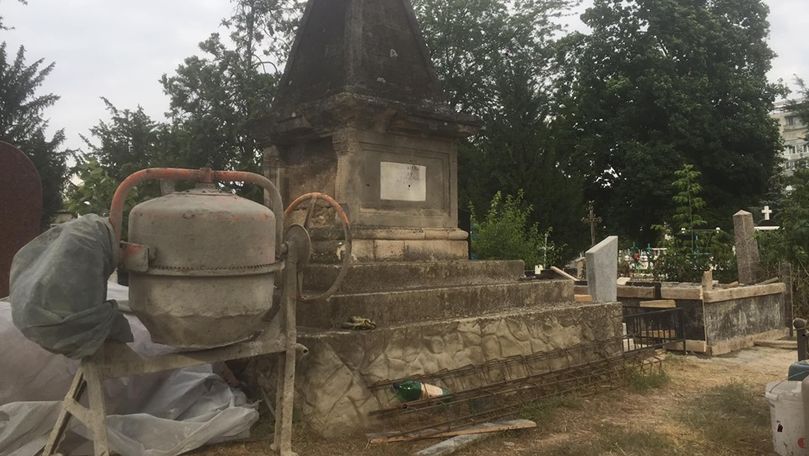 Alertă la cimitirul Armenesc: Businessul funerar distruge morminte vechi