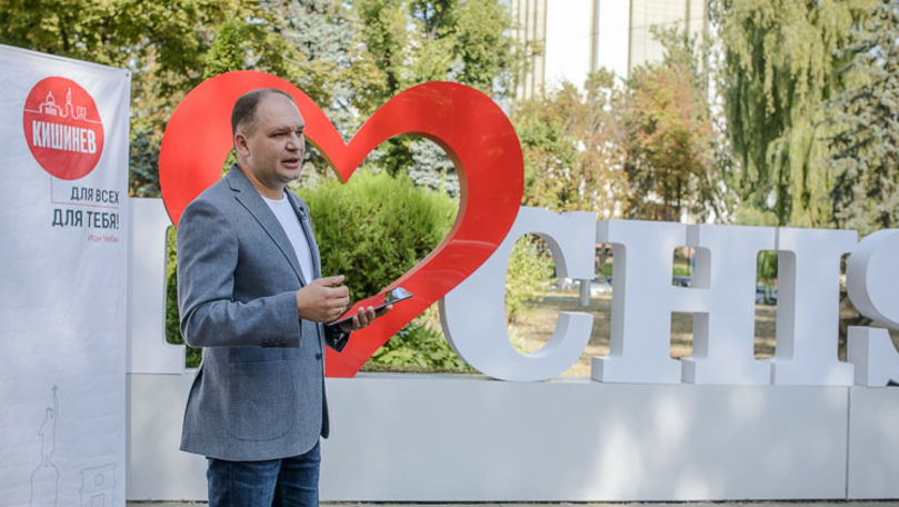 Candidatul Ion Ceban a semnat un angajament public la Chișinău