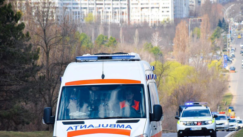 Tragedie pe M2: Un șofer de camion a murit subit. Ce spune Poliția