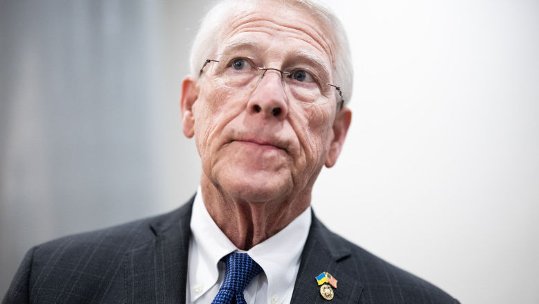 Senator american: Să îl tratăm pe Putin ca pe un criminal de război