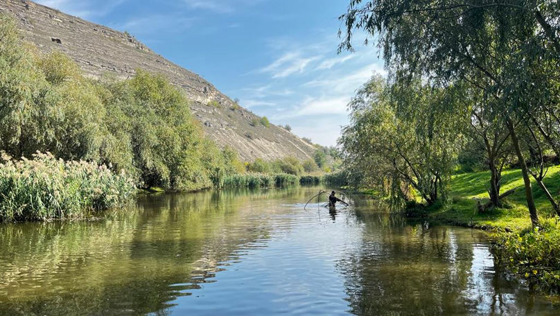 Razii pe râurile Răut și Ichel: Mai mulți pescari amatori, amendați