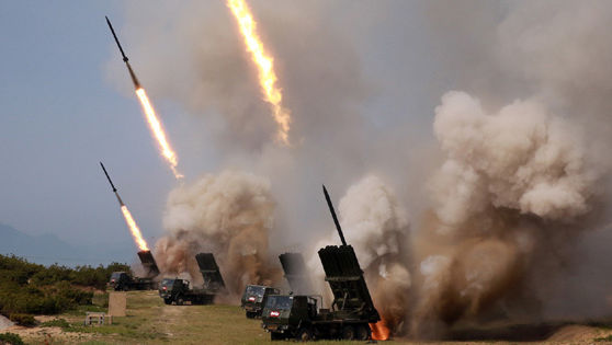 Ucraina afirmă că Rusia a lansat cinci rachete de croazieră spre Kiev