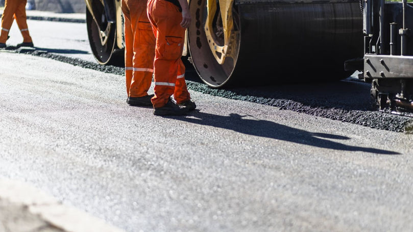 FT: Война в Иране может спровоцировать дефицит битума.