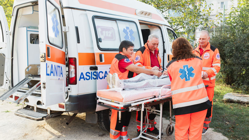 Peste 15.000 de persoane au solicitat ambulanța în ultima săptămână