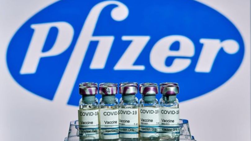 Studiu: A treia doză de vaccin Pfizer restabilește protecția la 95%