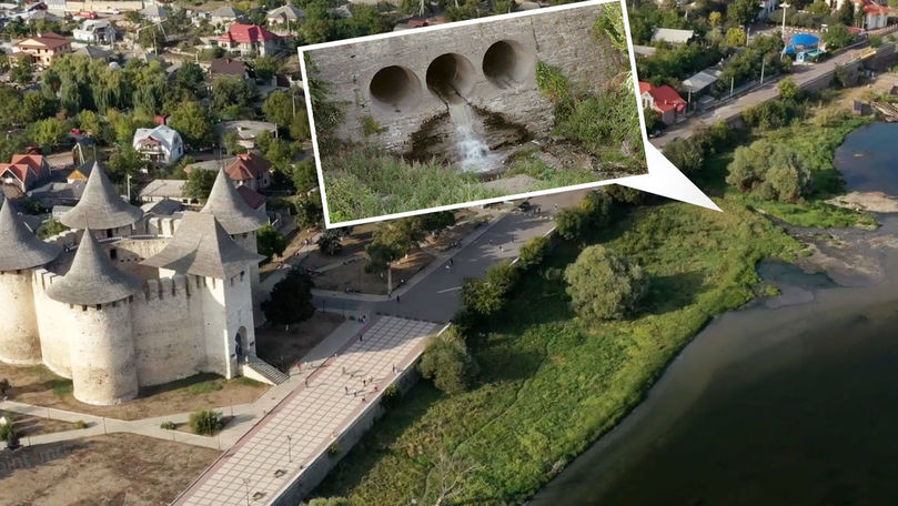 В Сороках возле крепости сбрасывают нечистоты прямо в Днестр.