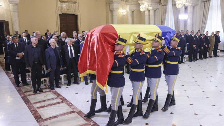 Fostul președinte al României, Ion Iliescu, condus pe ultimul drum