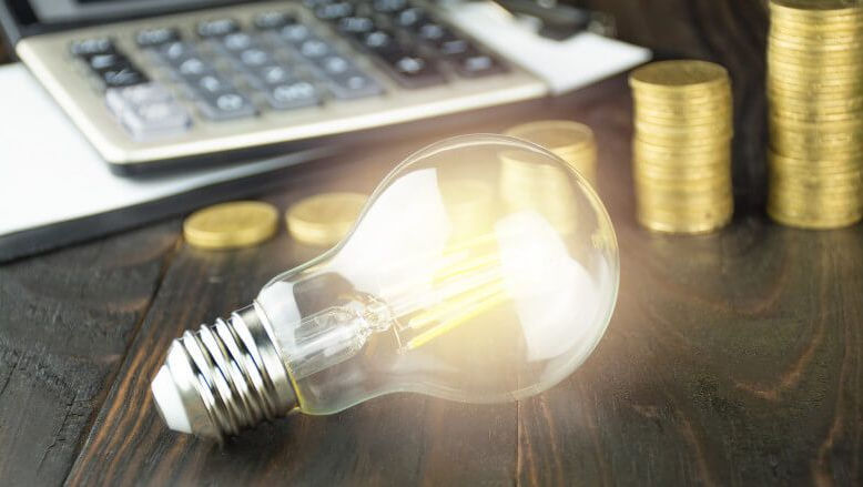 În prag de alegeri prezidenţiale, energia electrică se va ieftini