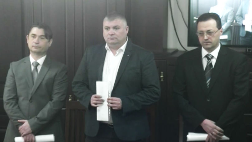 Un judecător și doi magistrați, transferați la Judecătoria Chișinău