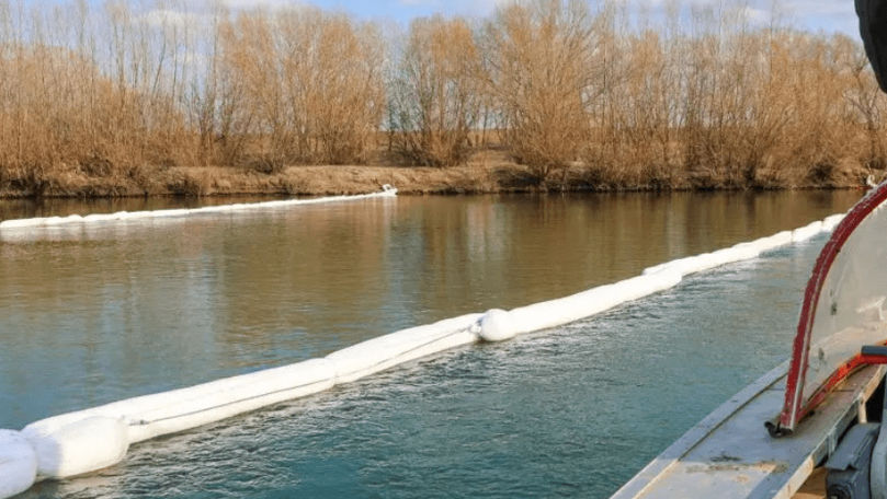 В Кошнице установлены еще две дамбы: Молдова получила третий пакет помощи от Румынии.