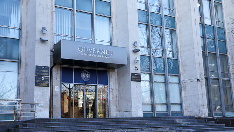 Economist: Moldova a avut 23 de guverne schimbate în 35 de ani