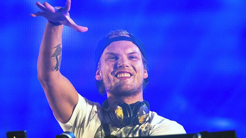 Cel mai nou cântec al lui Avicii face lumină asupra morții sale