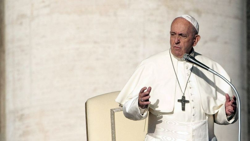 Papa Francisc îi compară cu Hitler pe politicienii care atacă gay-ii