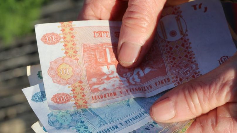 Pensionarii din Moldova se plâng că sărăcia îi distruge