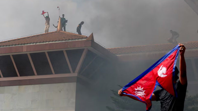 Prim-ministrul Nepalului a demisionat pe fondul protestelor masive