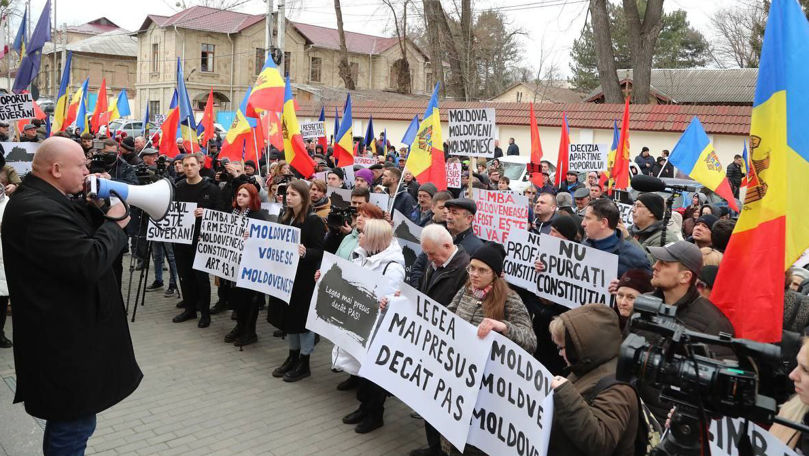 БКС проводит протест "в защиту молдавского языка".