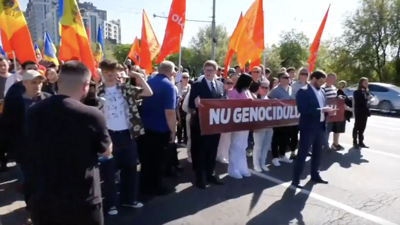 Socialiștii desfășoară un marș al solidarității în Capitală