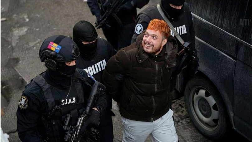 Polițiștii români dezvăluie cum l-au prins pe cel mai căutat criminal