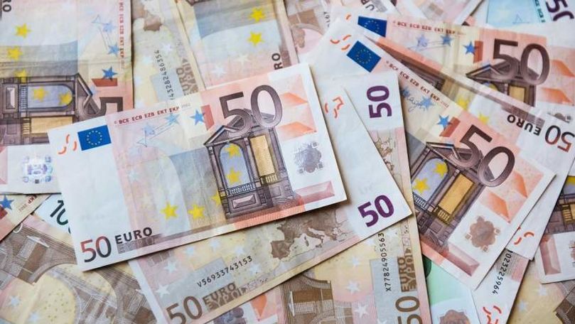 Curs valutar 24 iulie 2019: Cât valorează un euro și un dolar