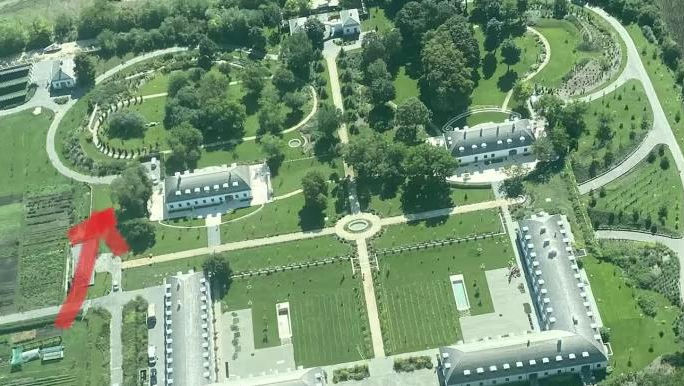 Grădini somptuoase și zebre: Cum arată vila de lux a lui Viktor Orbán