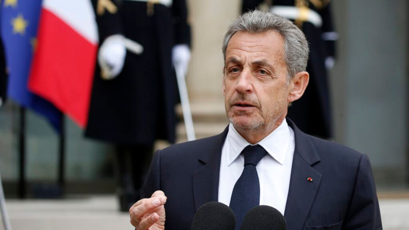 Ex-președintele francez Nicolas Sarkozy a scăpat de brățara electronică
