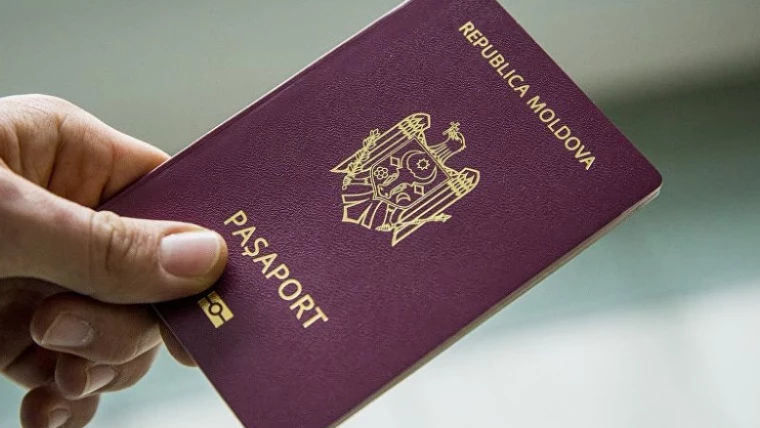 Caz ieșit din comun: O tânără din R. Moldova, fără acte de 21 de ani
