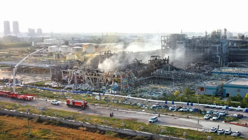 Explozie la o uzină chimică din China. Au murit cel puțin cinci persoane