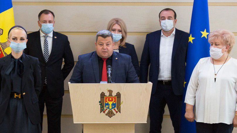 Партия "Шор" выступила за отмену ограничений для ретрансляции российских телеканалов. 