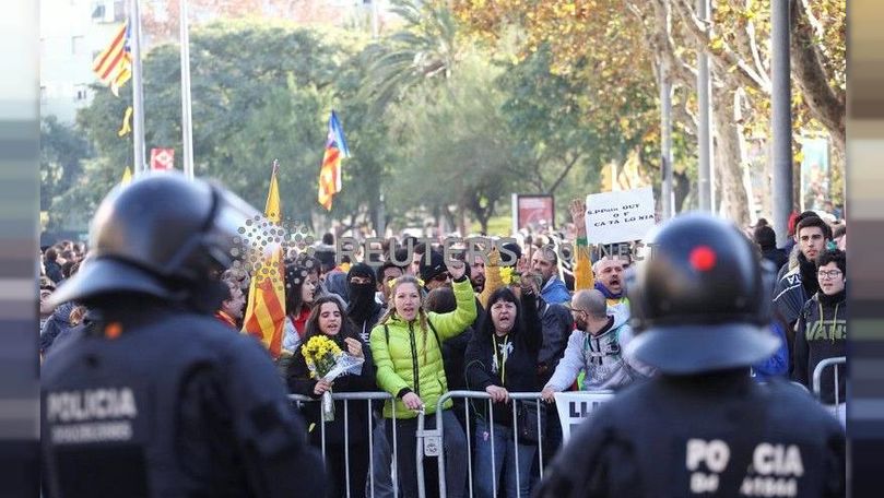 Violențe în Barcelona. Mii de separatiști în stradă, mai mulţi arestaţi